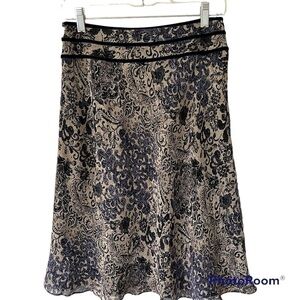 ANN Taylor silk blue cream paisley floral patterned print A line skirt 0 lining.